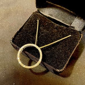 CZ circle silver necklace